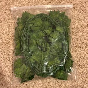 Ivy Vines Artificial 90ft, 12 pack